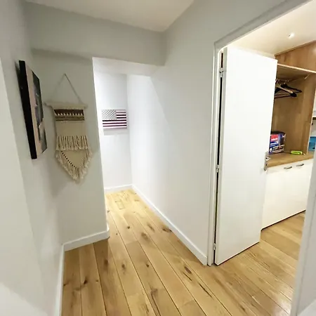 Apartment 166 - Urban Luxury In Center Of *