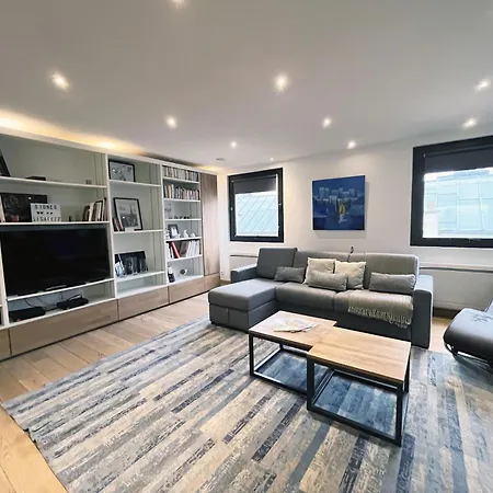 Apartment 166 - Urban Luxury In Center Of Paris